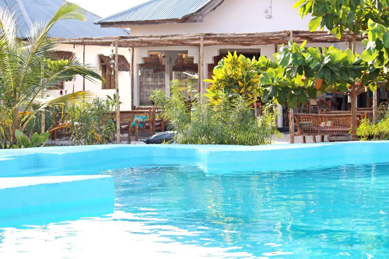 More Africa Guesthouse Paje Exteriör bild